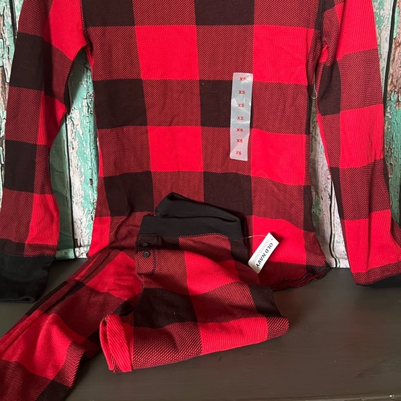 Pajama Set! - Picture 2 of 2